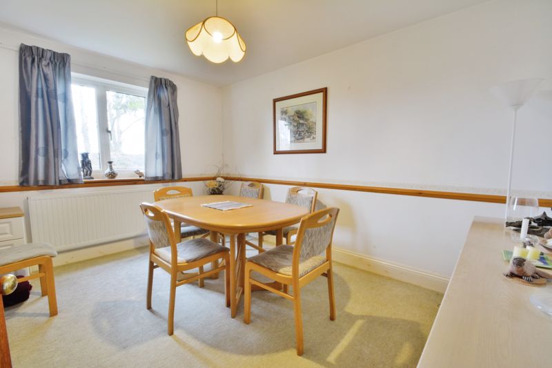 Dining room- click for photo gallery